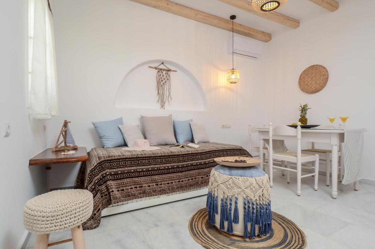 Birikos Studios & Apartments Агиос Прокопиос Екстериор снимка
